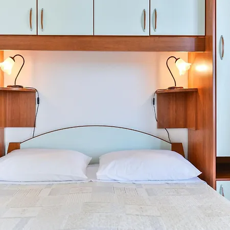Apartment In House Liveric In At The